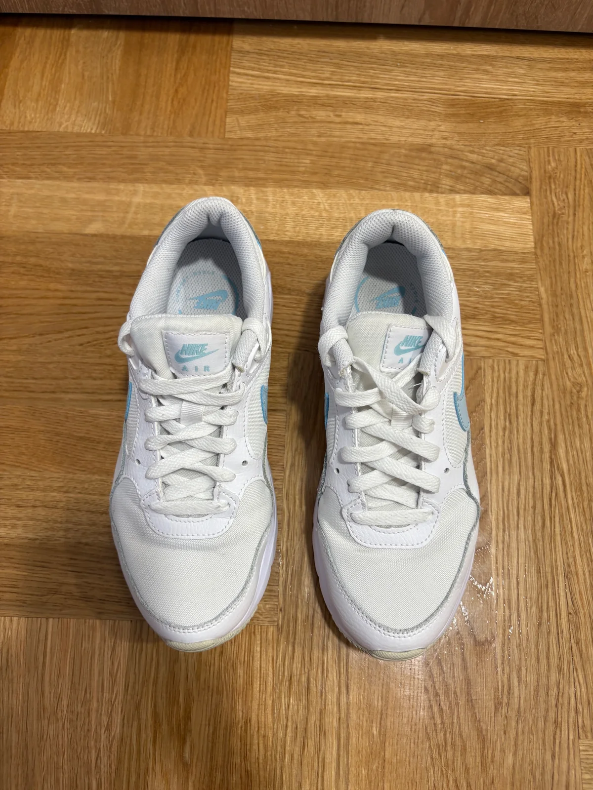 Nike Air Max 90 bele patike