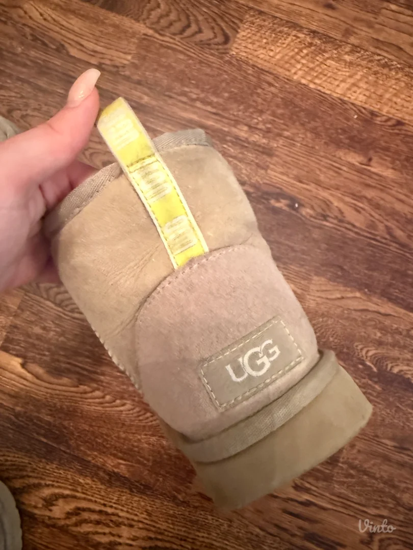 Ugg cizme