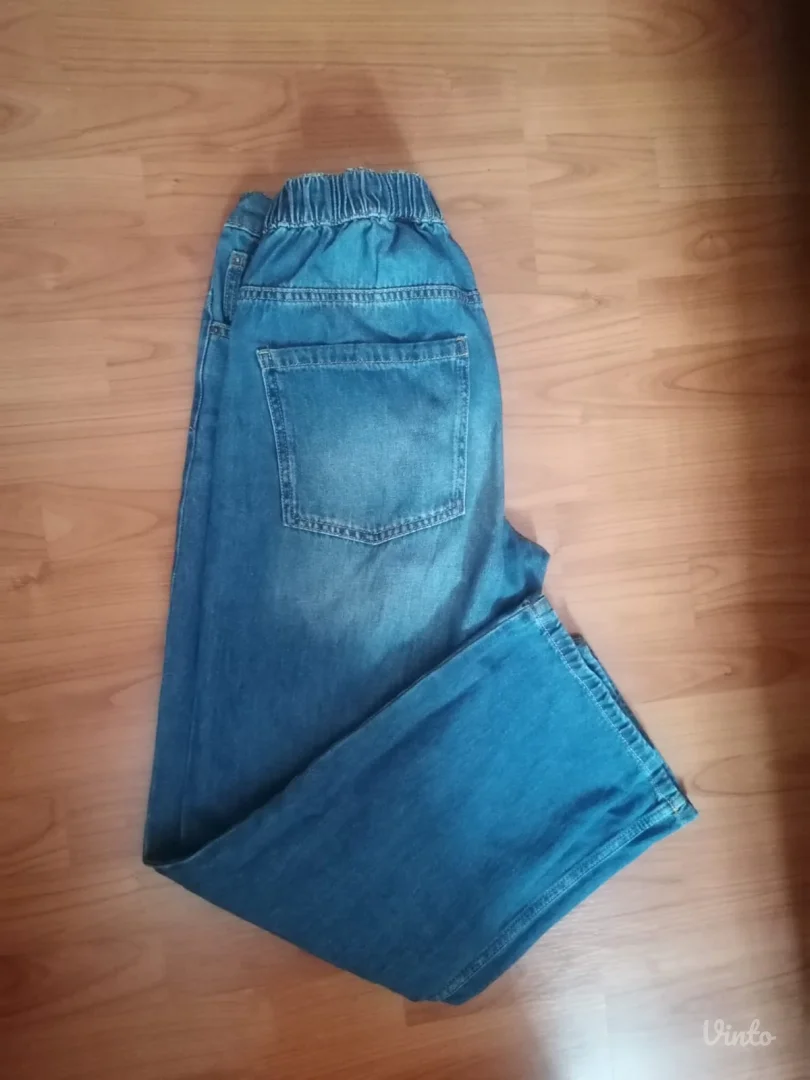 Reserved dečije farmerke