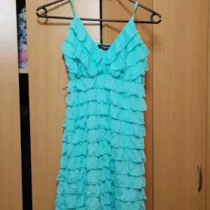 Haljina sa karnerima