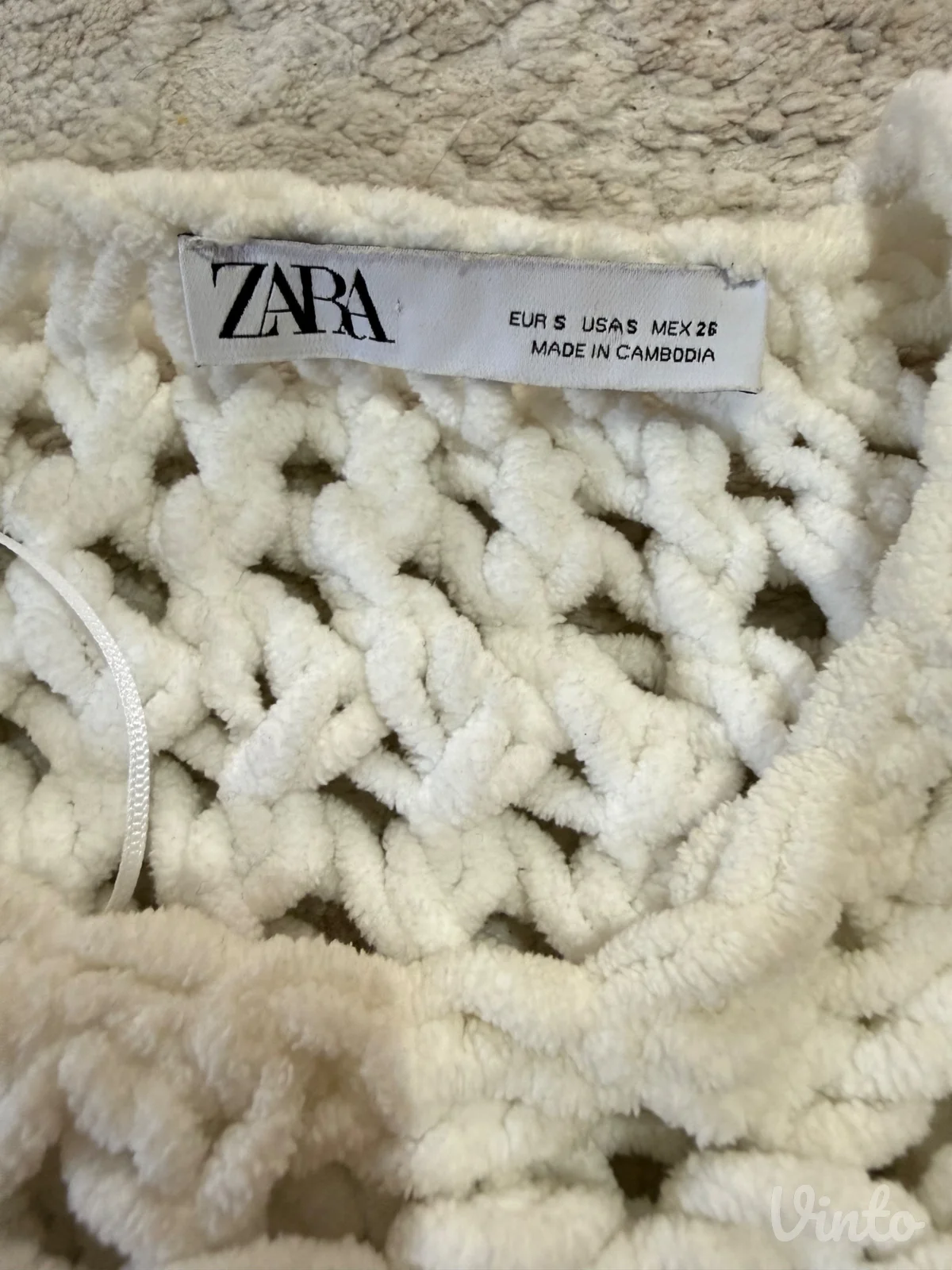 Zara zenski dzemper