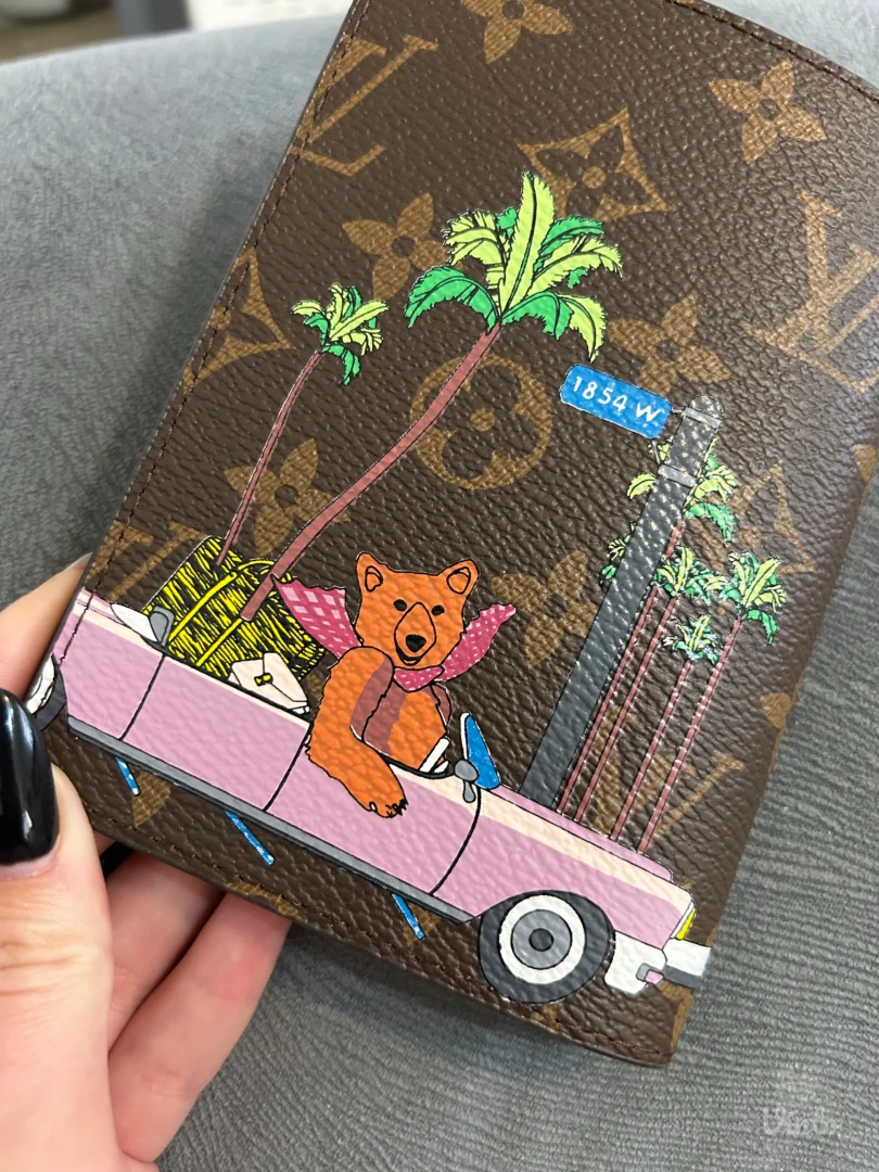 Louis Vuitton futrola za pasos