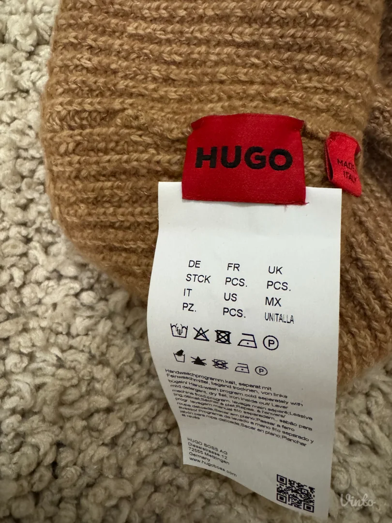 Vunena ženska kapa Hugo original