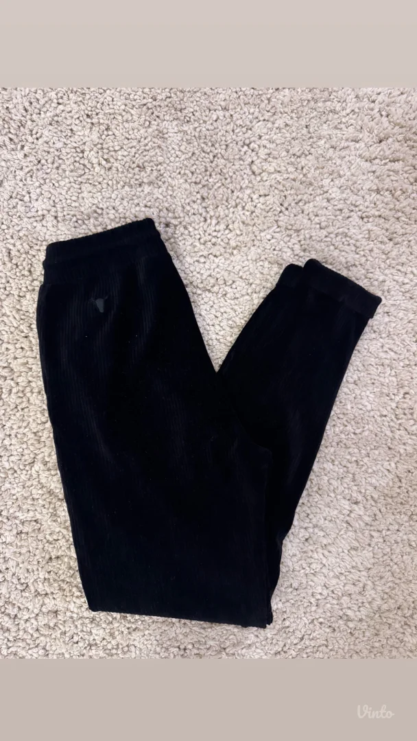 Prolećni kompletić Only duks + donji deo