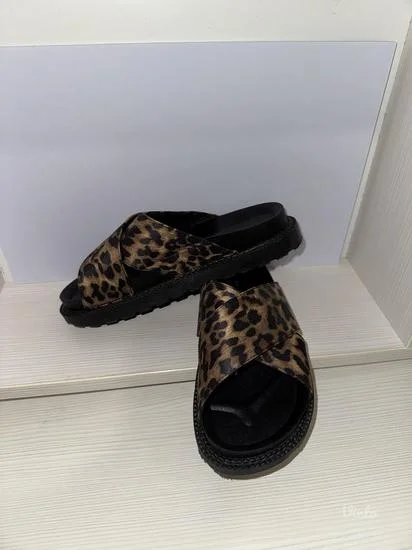 Ženske papuče Reserved SNIŽENE