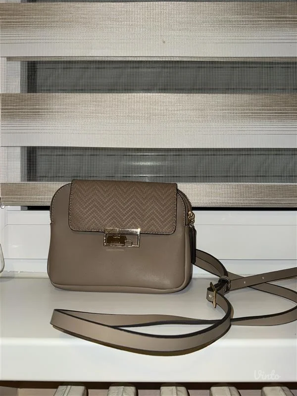 ŽENSKA TORBA PARFOIS