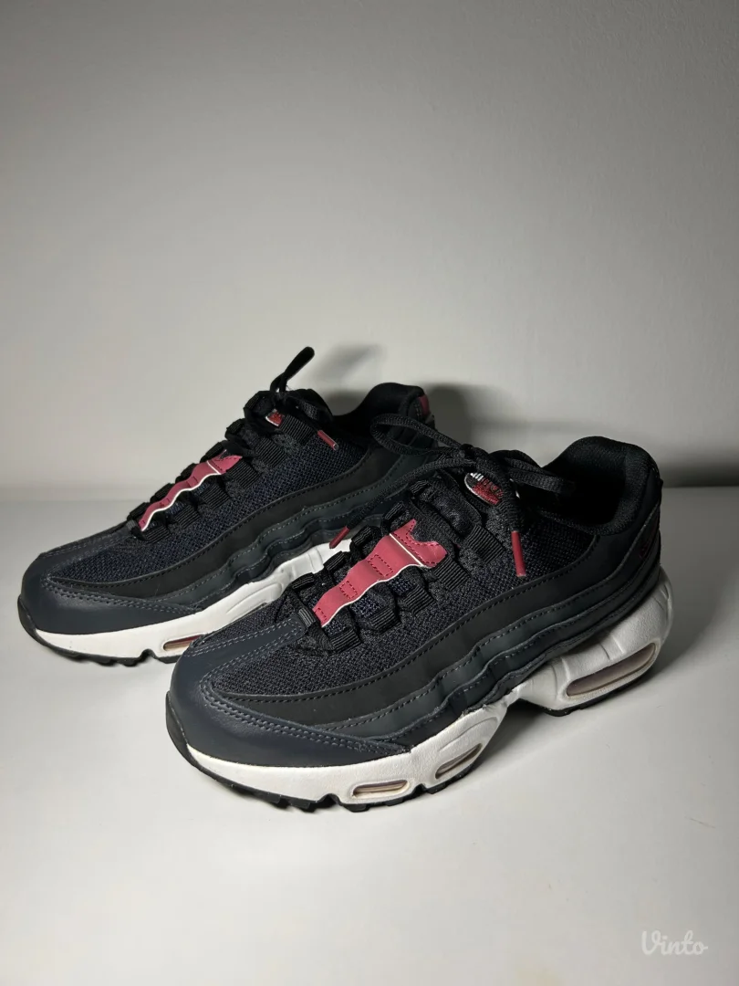 NIKE AIR MAX 95