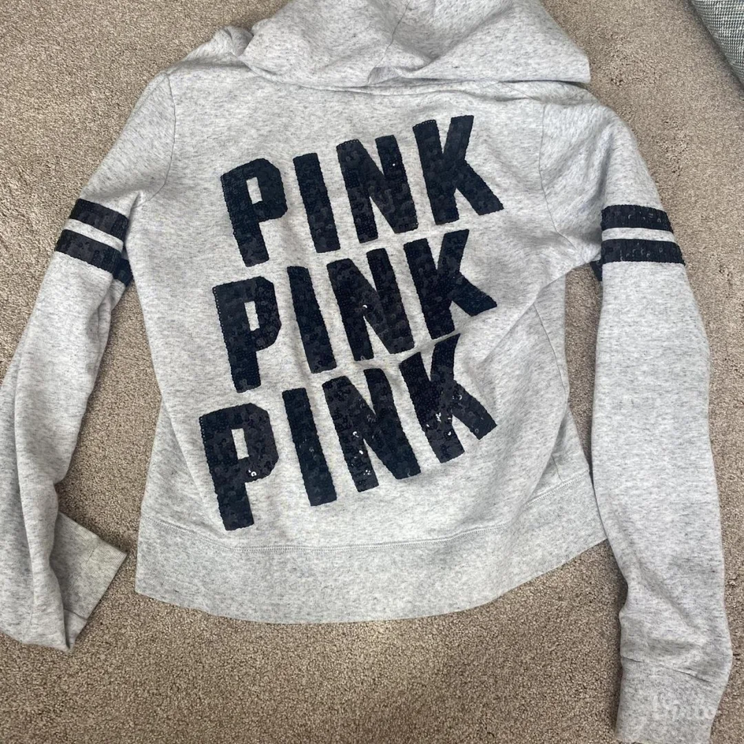 Pink Victoria's Secret Duks