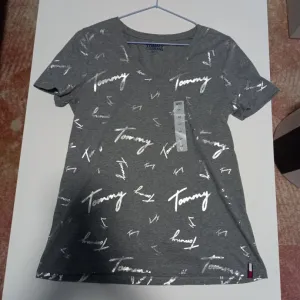 Tommy Hilfiger majica