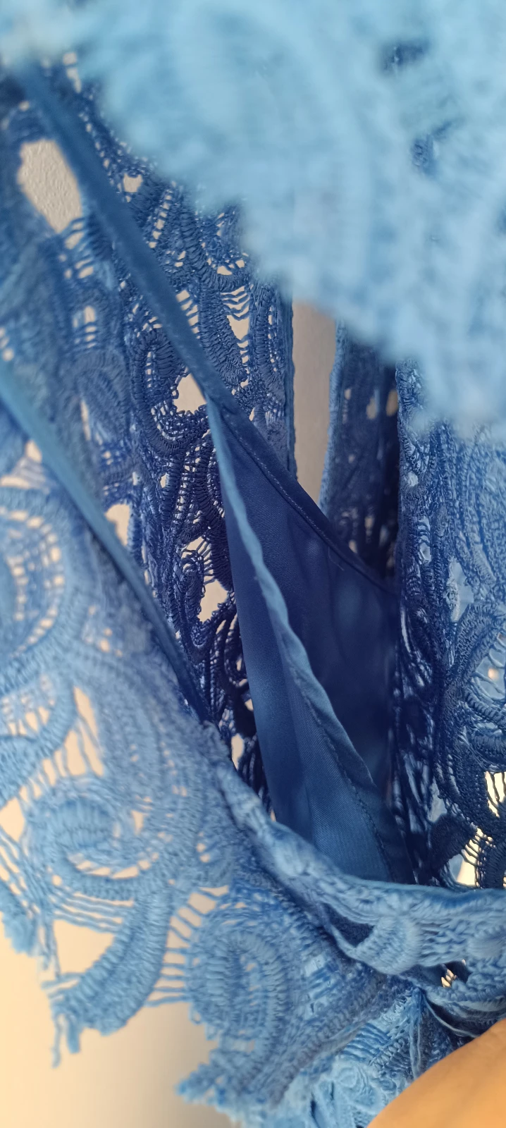 Zara woman - čipkana plava haljina