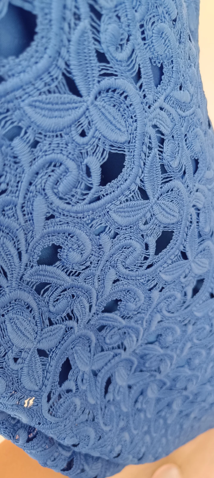 Zara woman - čipkana plava haljina