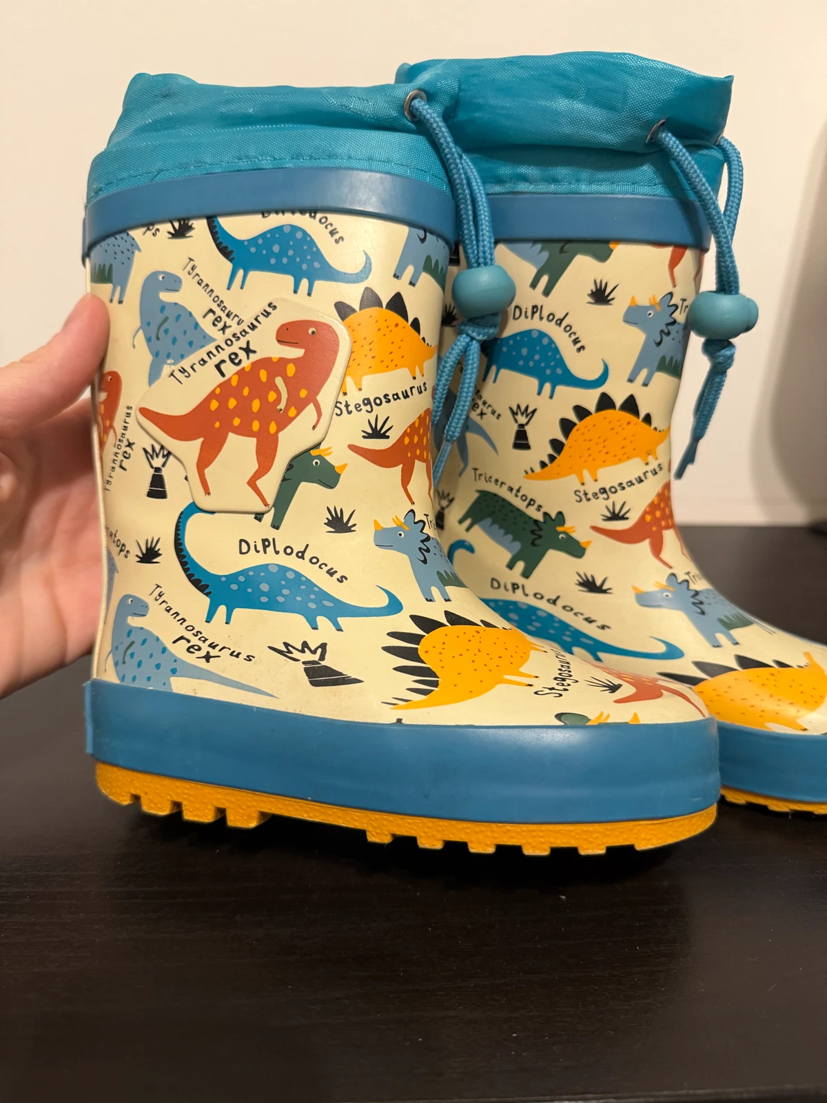 Paket obuće za dečake