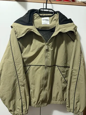 Bershka jakna