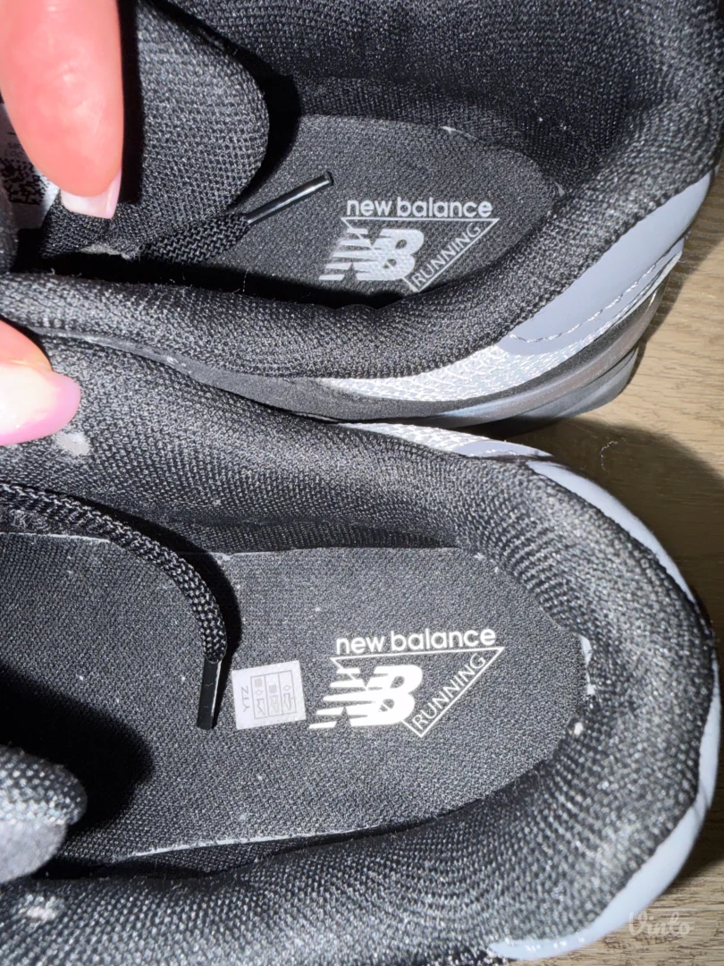 Patike New Balance 9060 37br