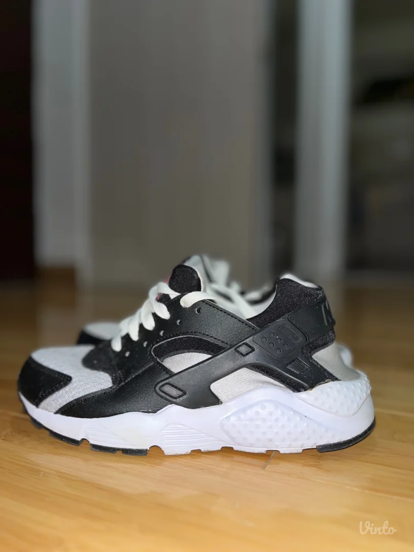 Nike Air Huarache 36