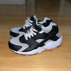 Nike Air Huarache 36