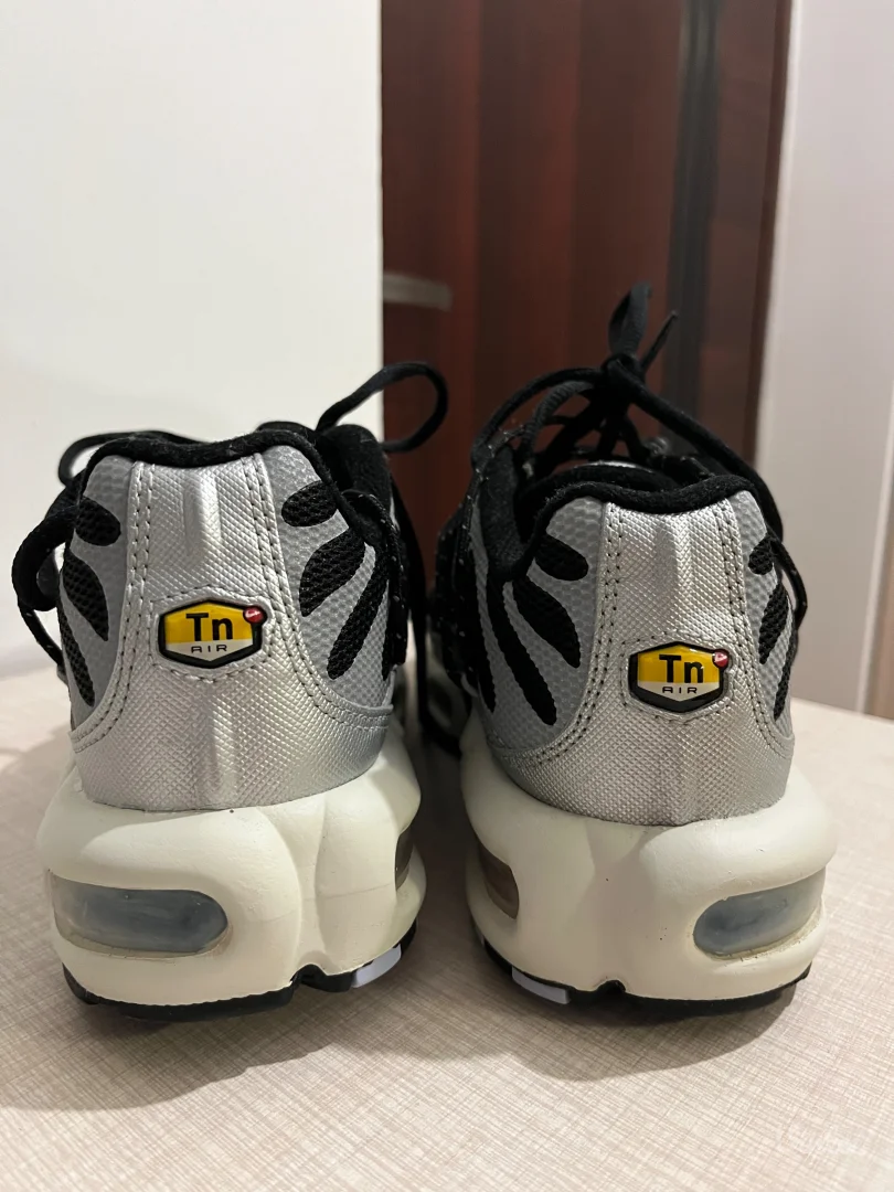 Nike Air Max Plus Toggle 36.5