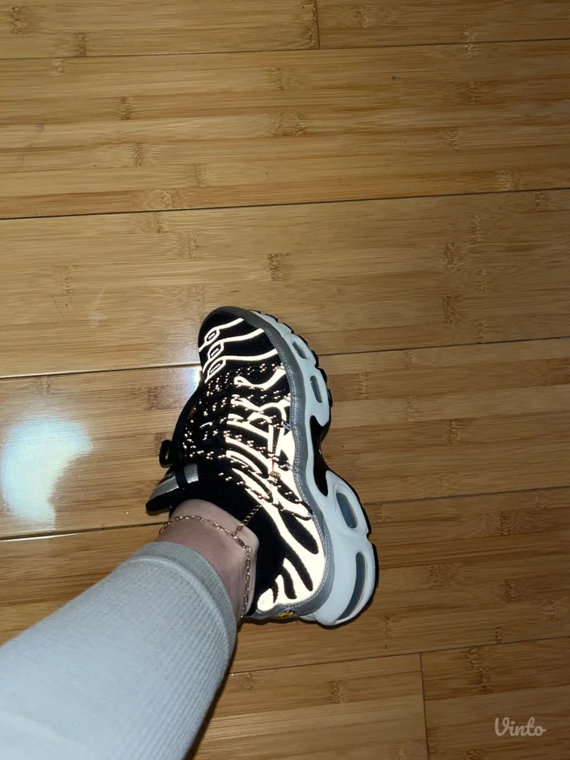 Nike Air Max Plus Toggle 36.5