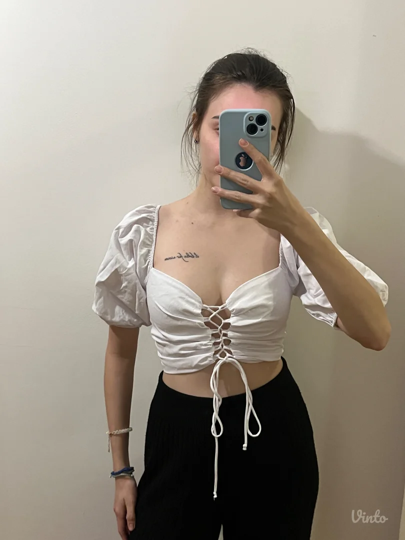 Trendyol majica/top XS-S