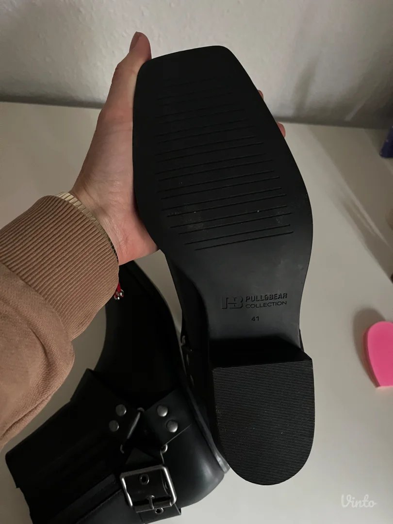 Pull&Bear čizme 41 NOVO