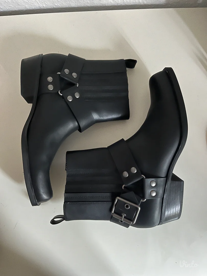 Pull&Bear čizme 41 NOVO