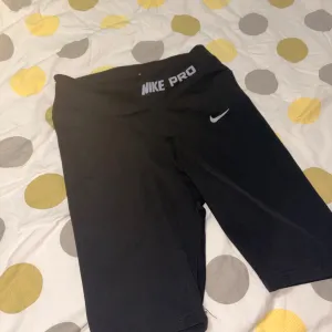 Pod šorc NIKE PRO