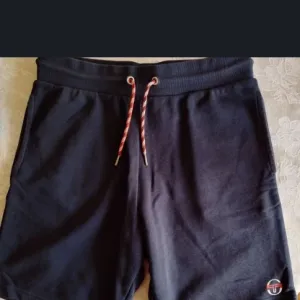 Sergio Tacchini šorc