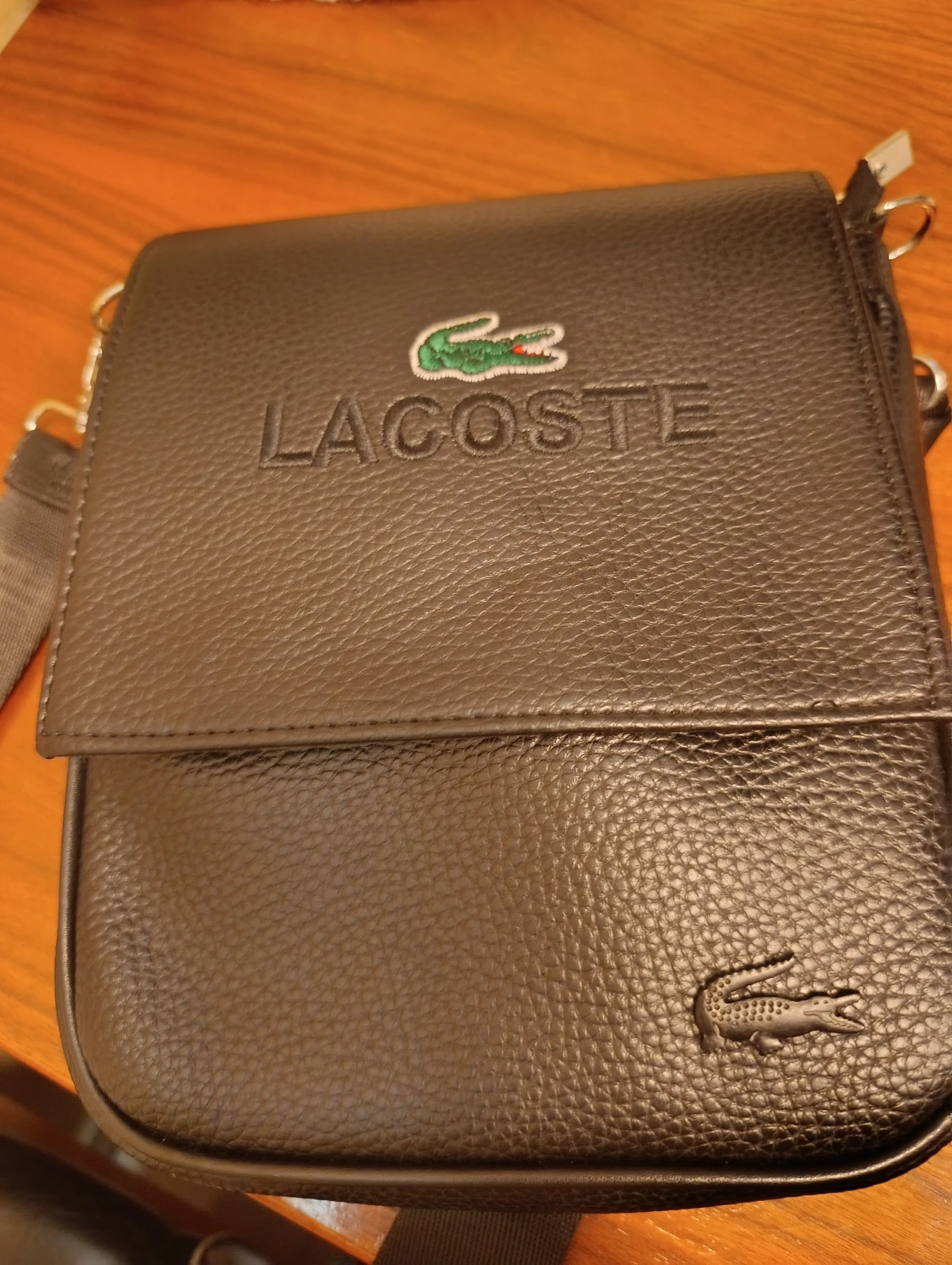 Lacoste muska torbica prava koza