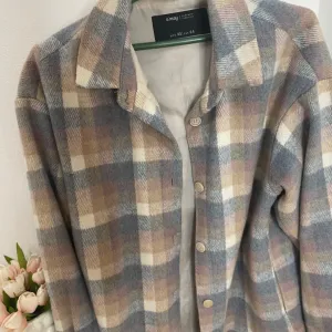 Sinsay jaknica za prelazni period