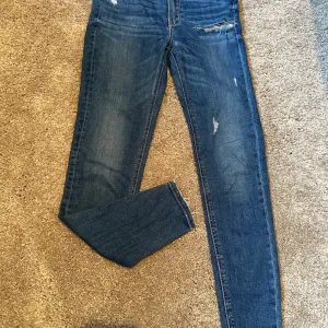 Farmerke Stradivarius