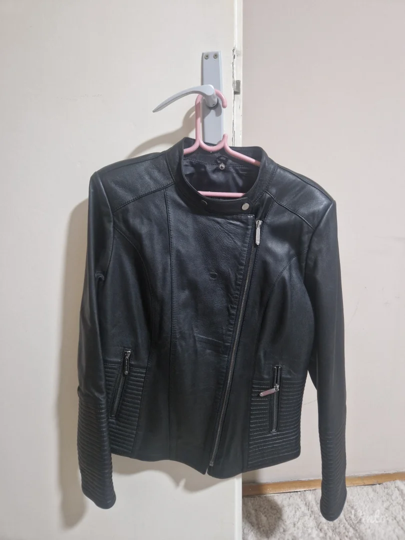 Kozna jakna sa krznom lisice