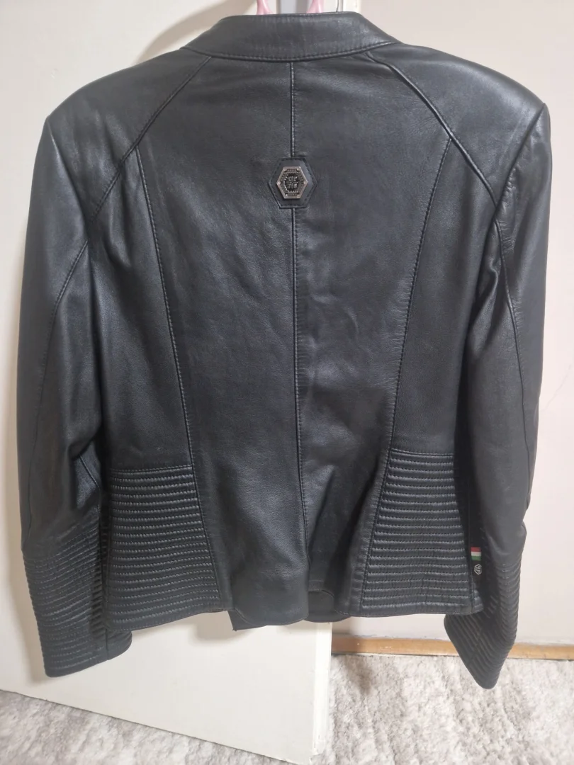 Kozna jakna sa krznom lisice