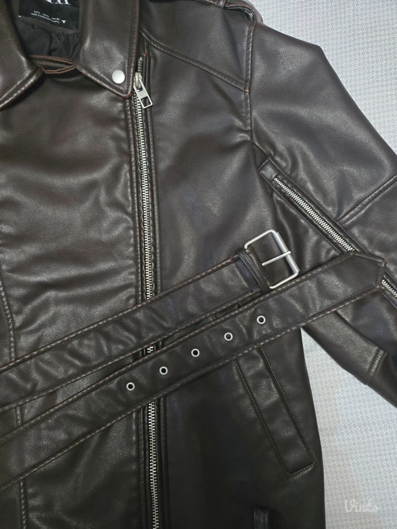 Zara ženska jakna od imitacije kože