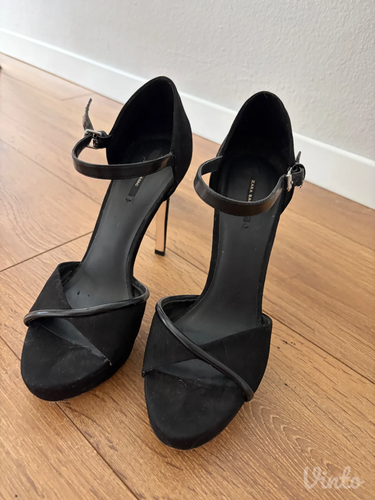 Zara stikle br 40