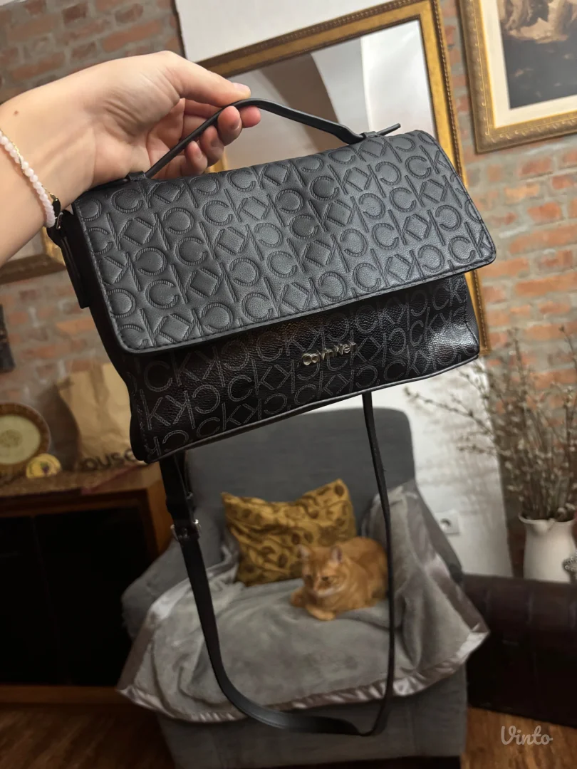 Calvin klein tasnica