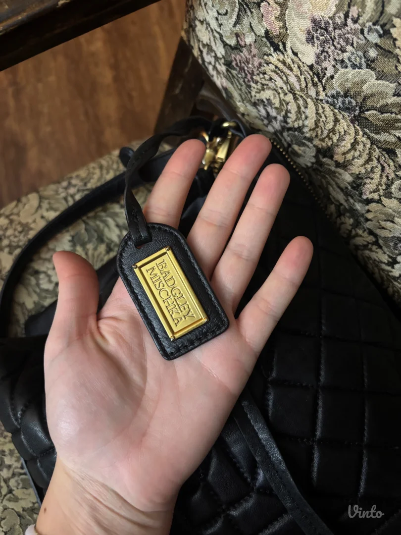 Badgley mischka tasna