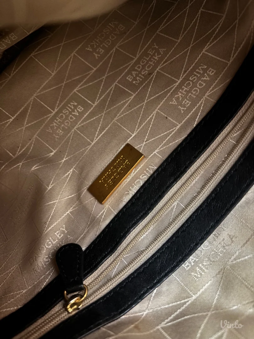 Badgley mischka tasna