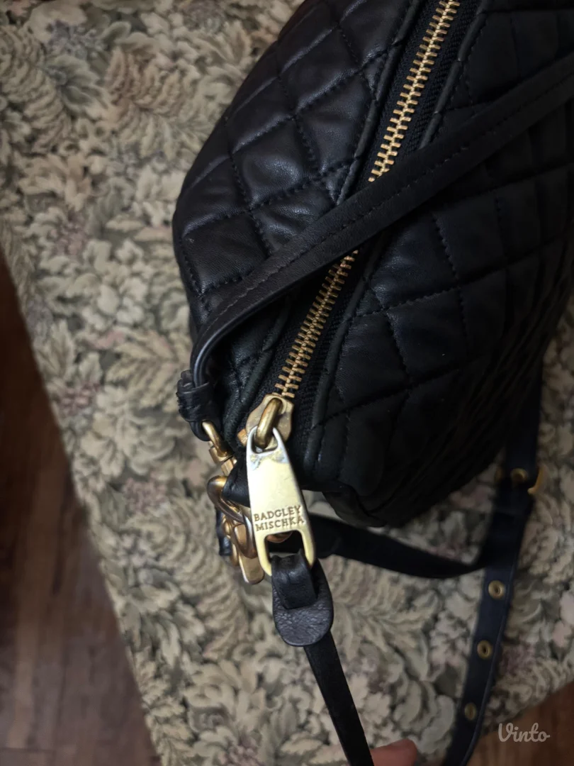 Badgley mischka tasna