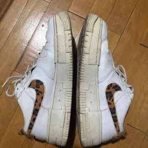 Nike zenske air force 1