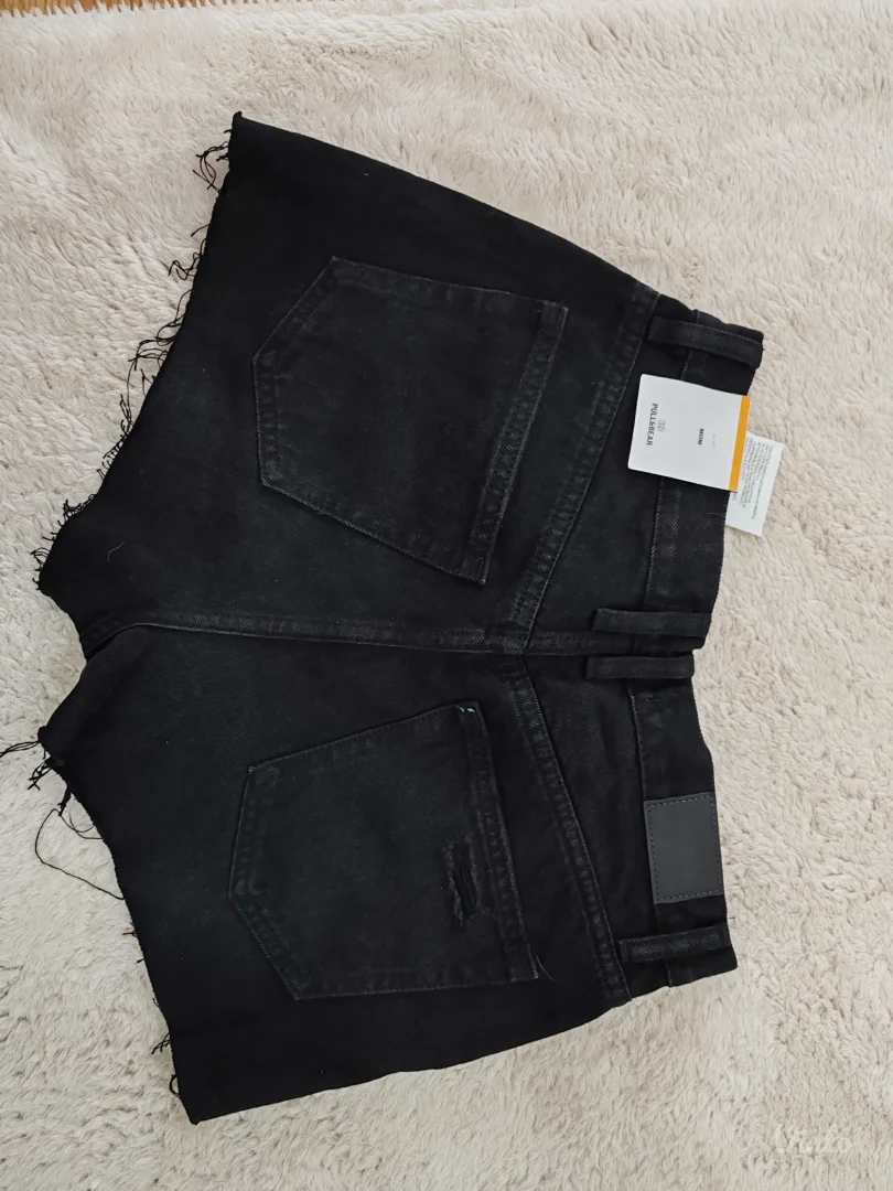 Novi sorts sa etiketom S/M