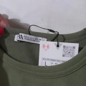 Zara majica novo sa etiketom