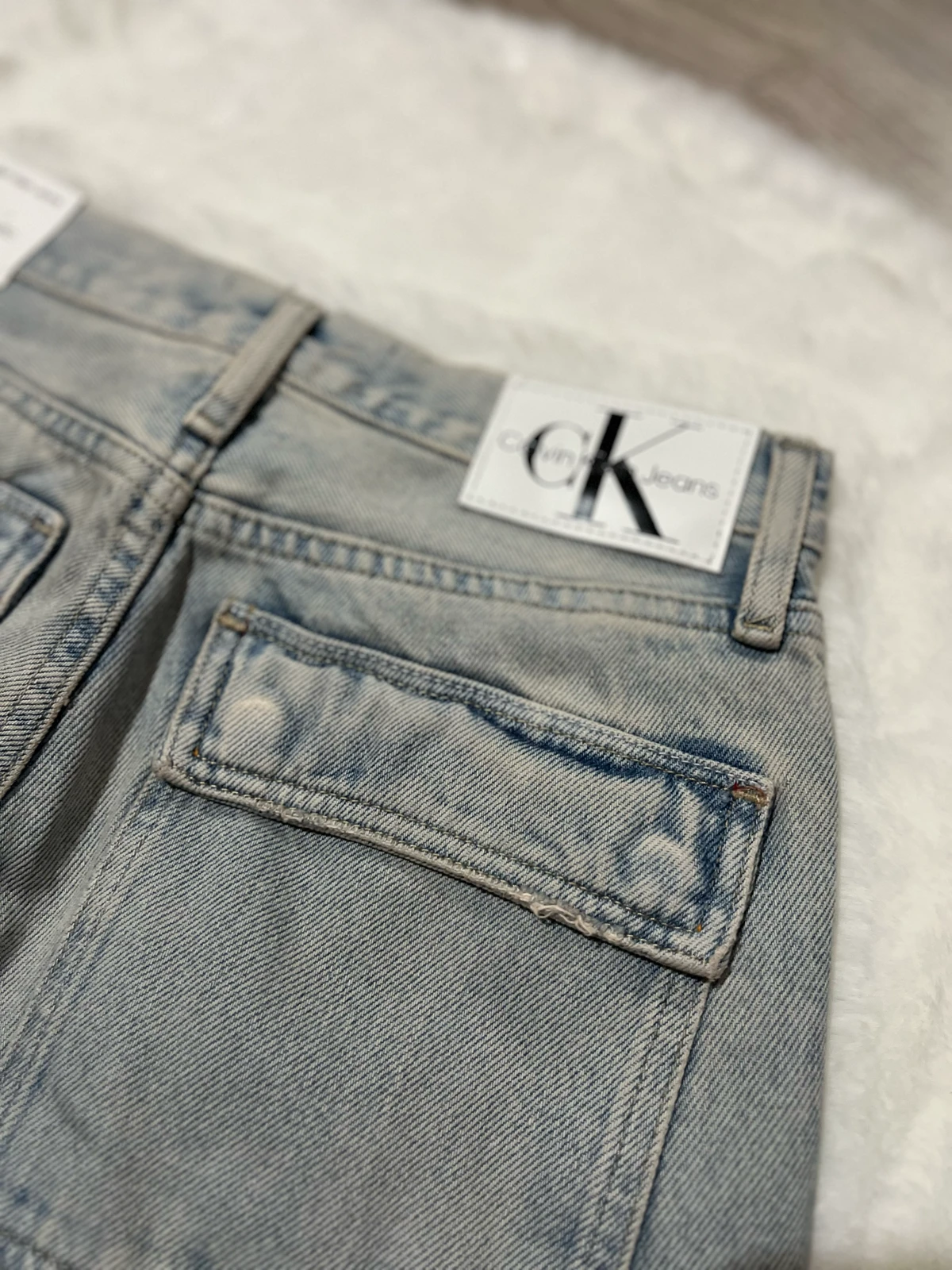 Calvin Klein farmerice dzeparice
