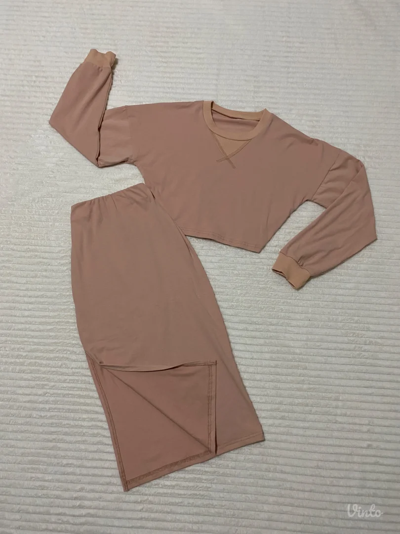 Komplet suknja i duks