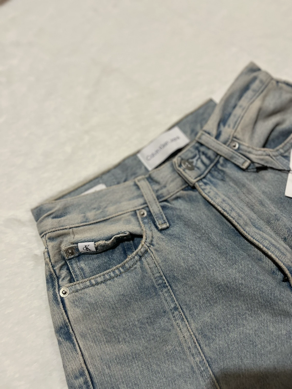 Calvin Klein farmerice dzeparice