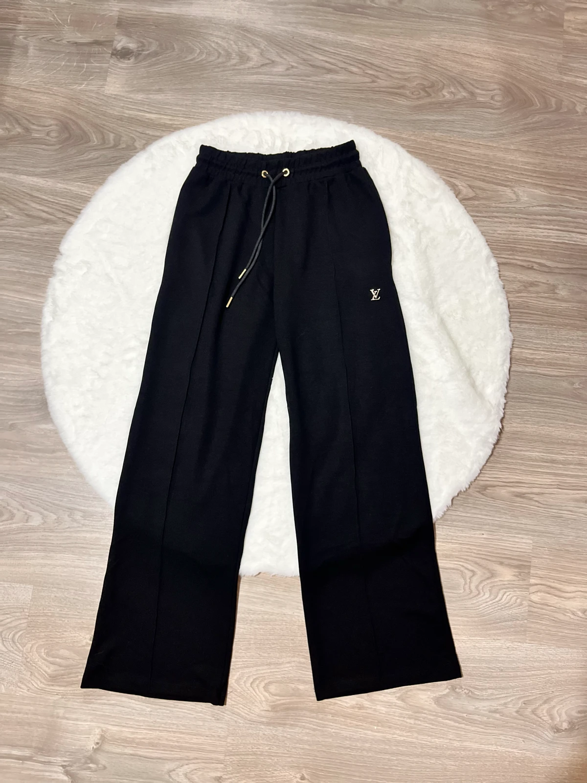Louis Vuitton zenski komplet