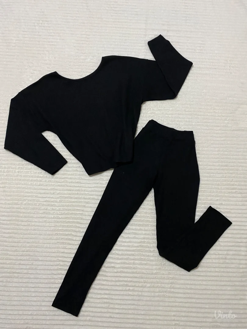 Crni rebrasti komplet