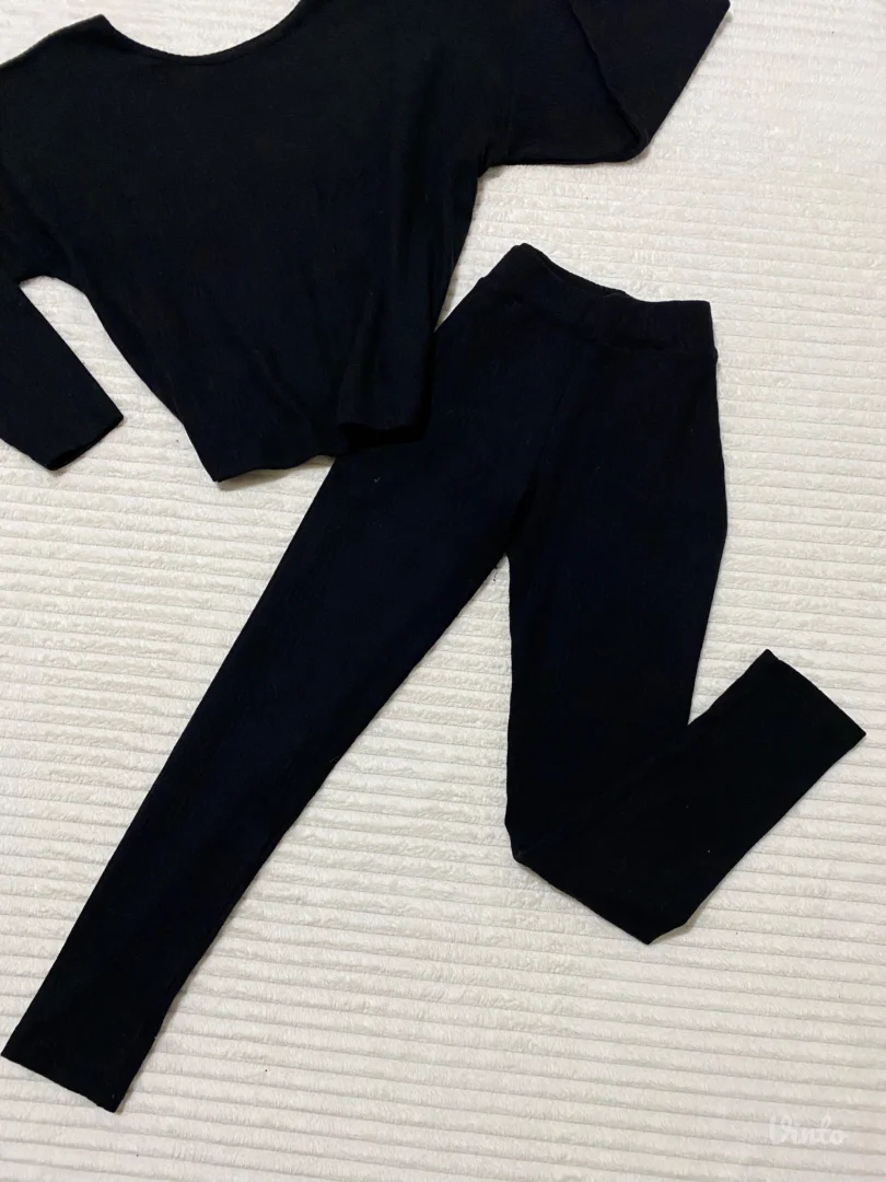 Crni rebrasti komplet