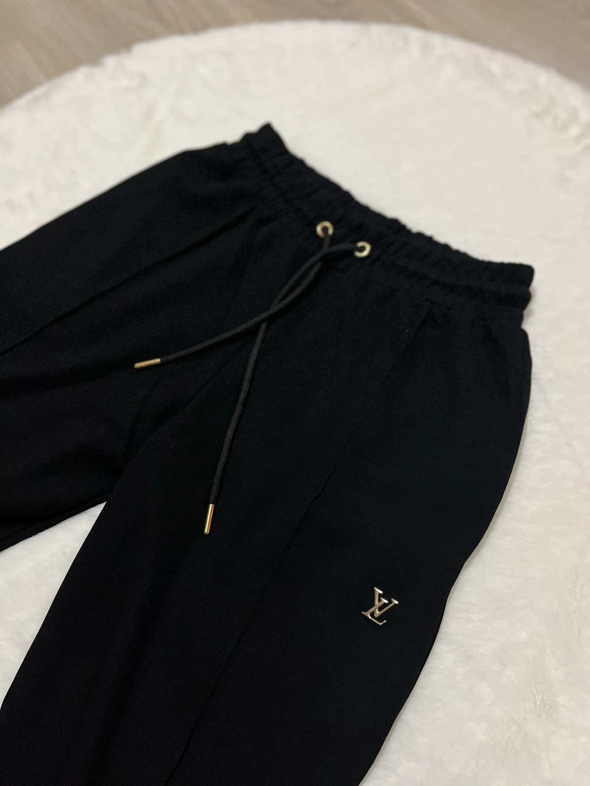 Louis Vuitton zenski komplet