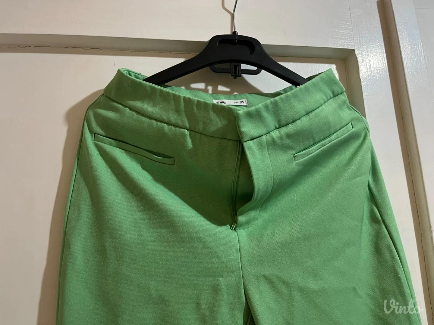 Pantalone zelene Sinsay