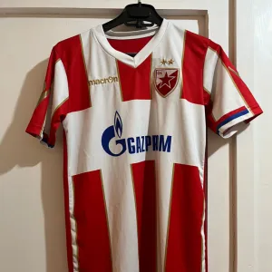 Dres Crvena Zvezda